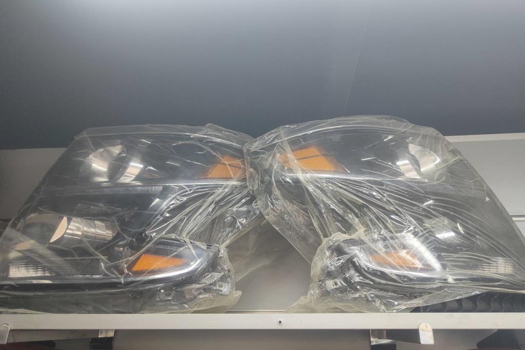 Lights Front light Chevrolet Tahoe