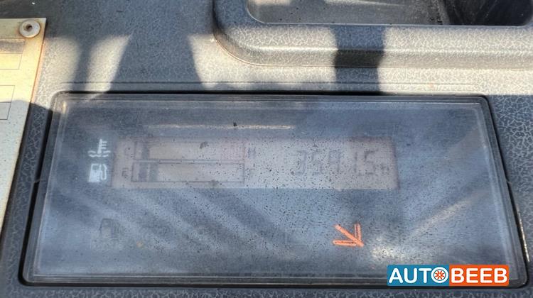 Forklift Toyota 2016