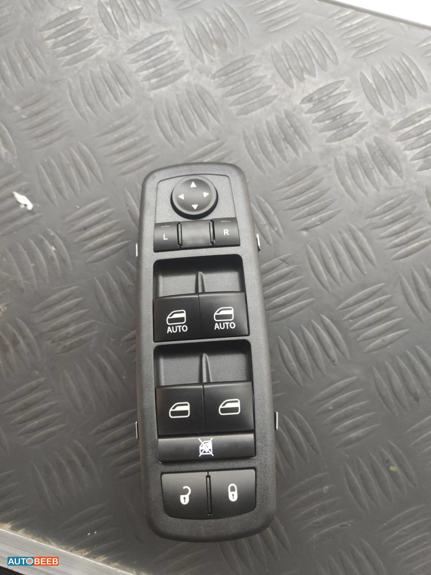 Cabin  Control buttons Dodge RAM