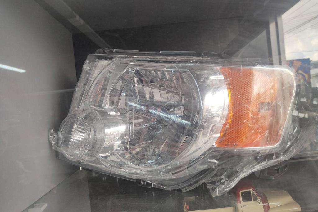 Lights Front light Ford Escape