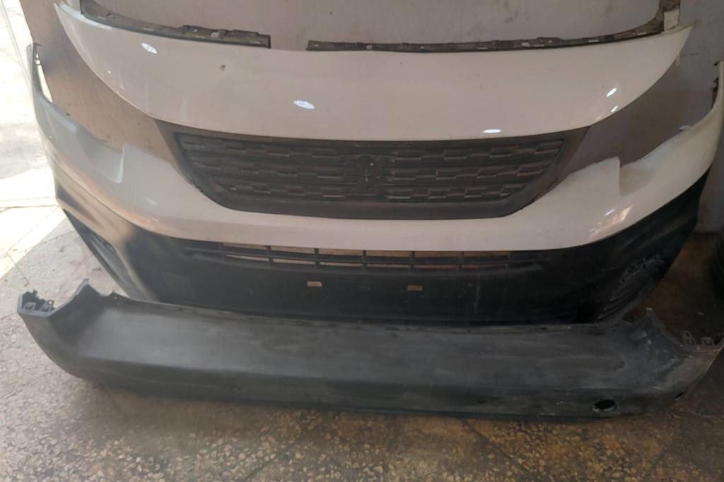 Body  Bumper Peugeot Partner