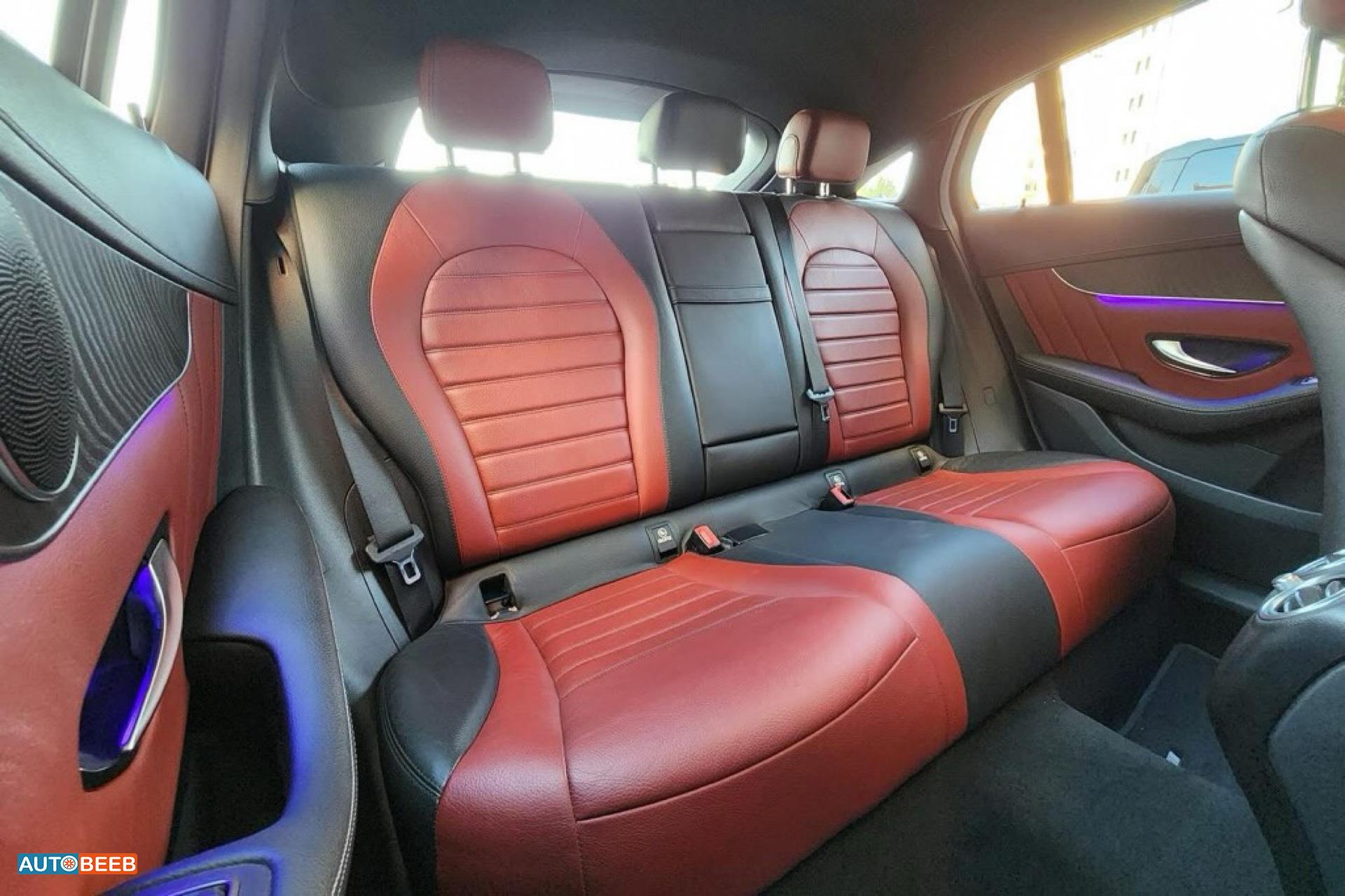 Mercedes Benz GLC300 2020