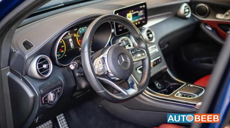 Mercedes Benz GLC300 2020