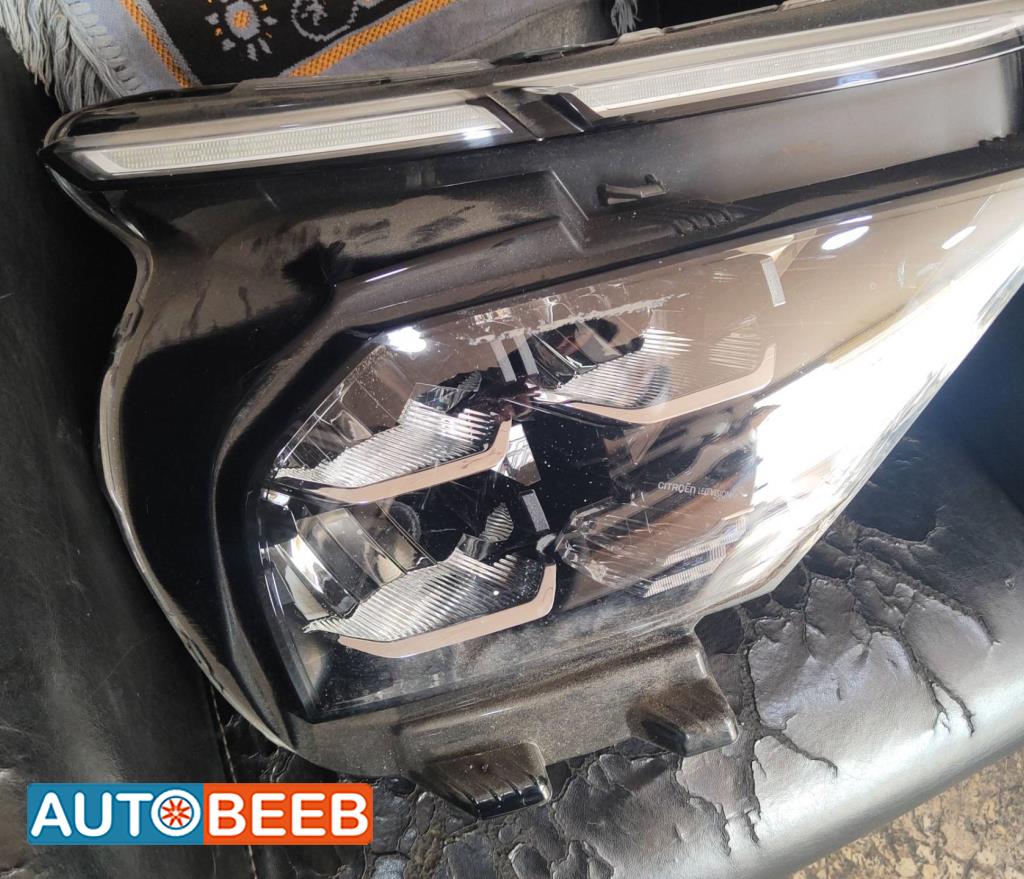 Lights Front light Citroen C4