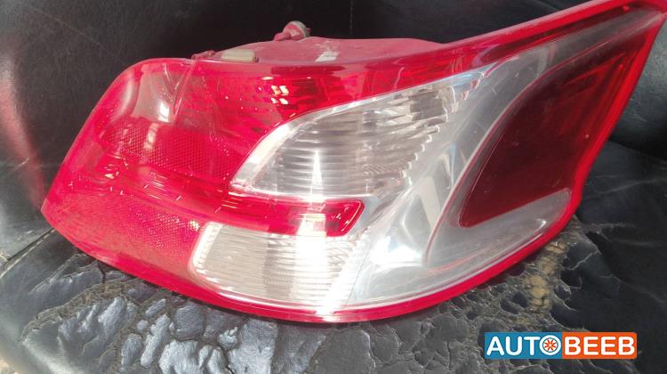 Lights Rear light Peugeot 301