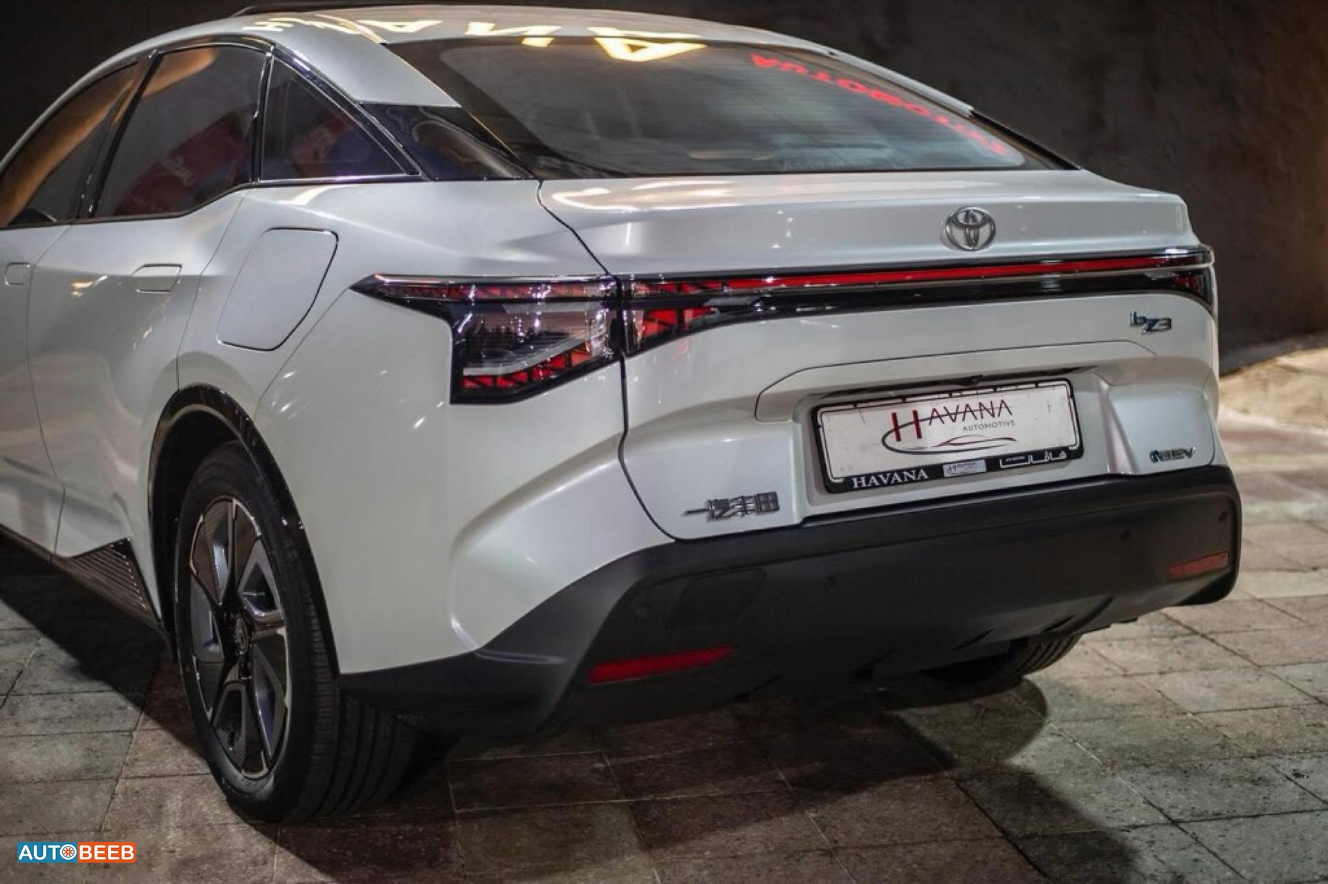 تويوتا bZ3X 2024