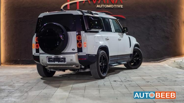 Land Rover Defender 2023