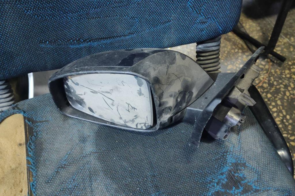 Body  Wing Mirror Renault Fluence