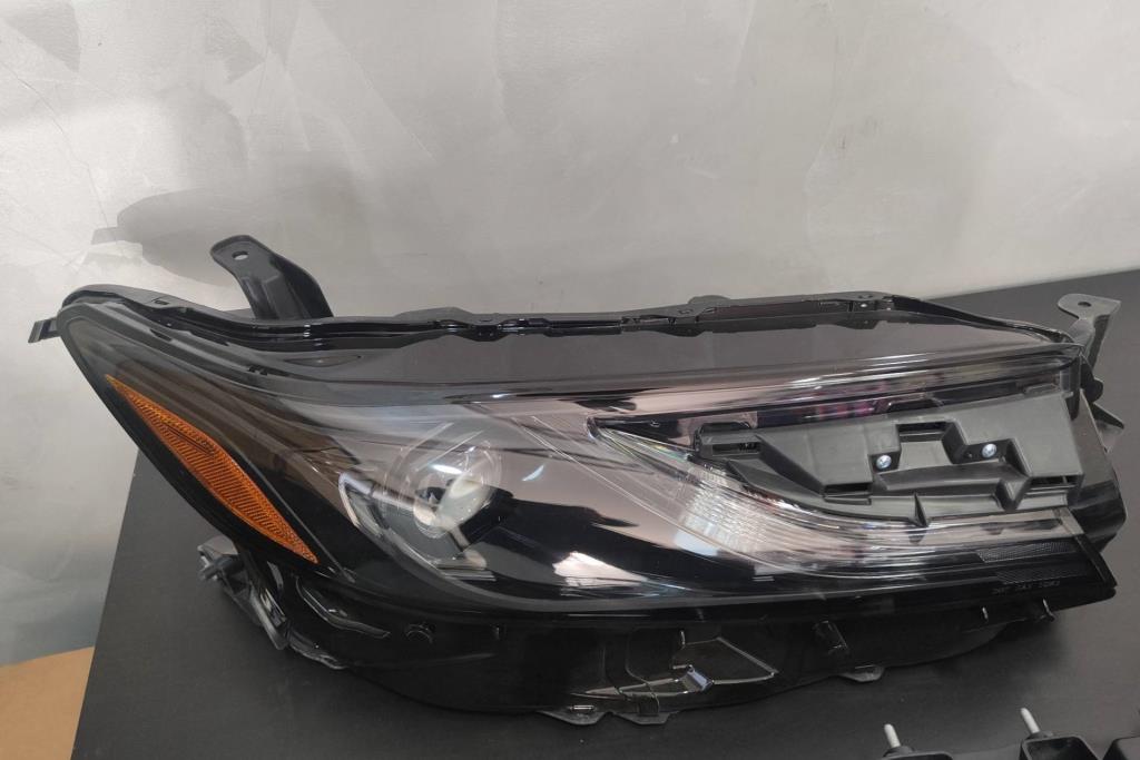 Lights Front light Toyota Camry