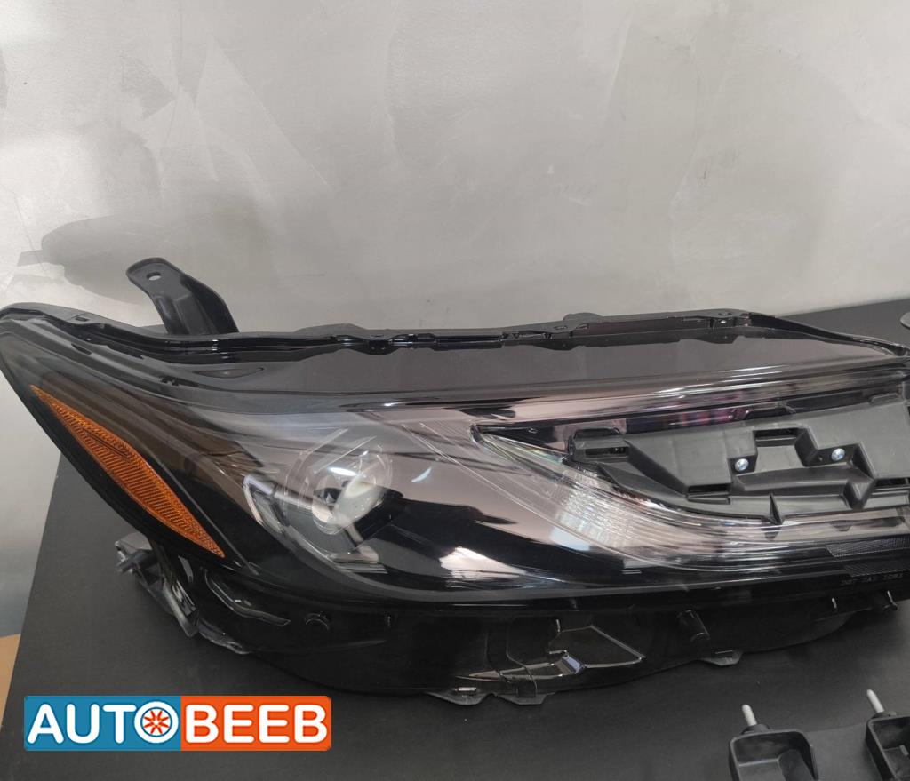 Lights Front light Toyota Camry