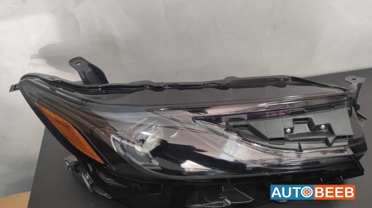 Lights Front light Toyota Camry