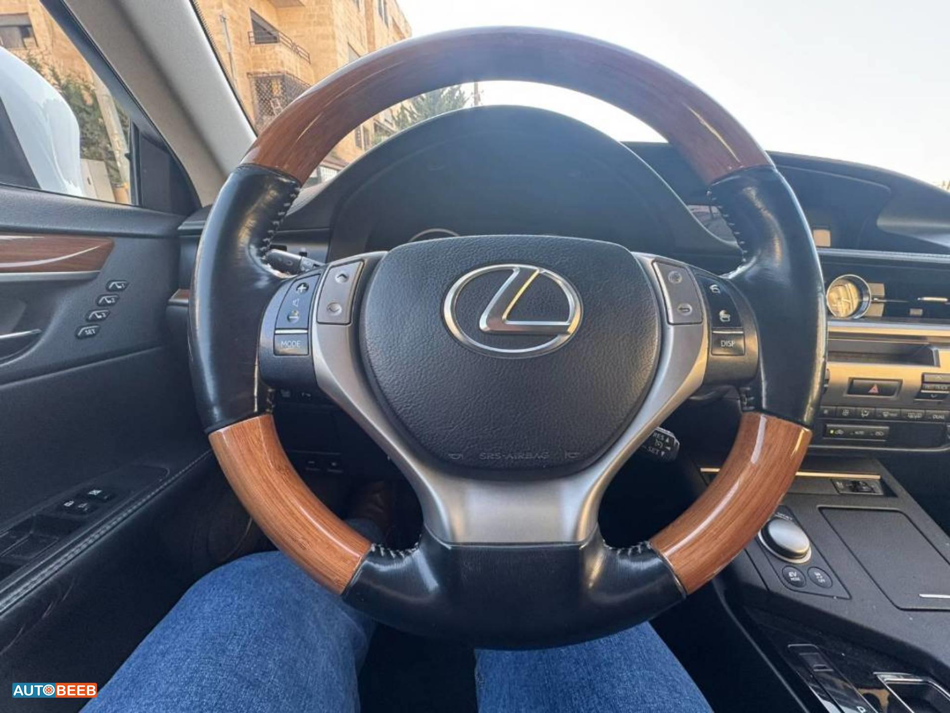 Lexus ES300 2014