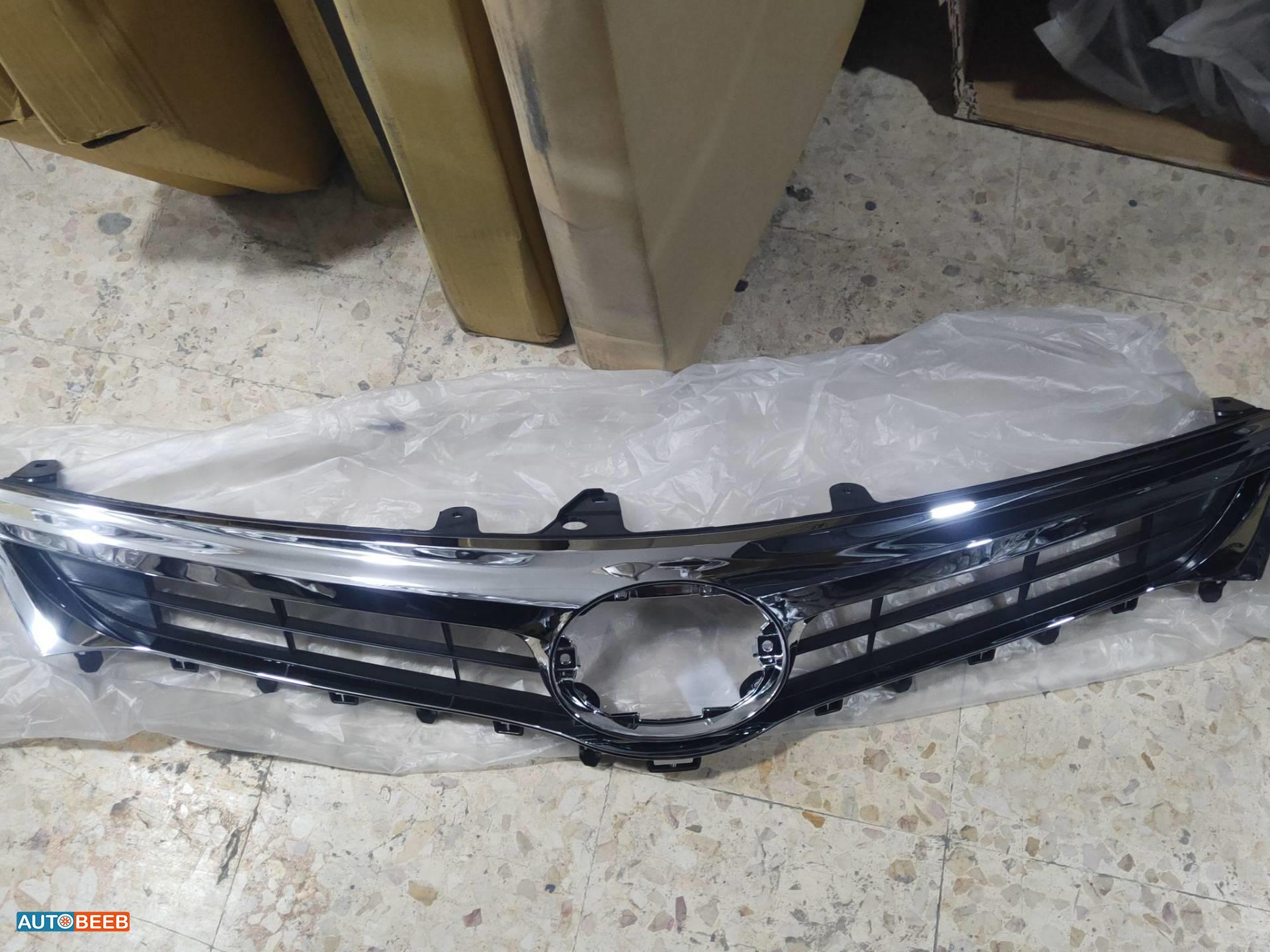 Body  Grilles Toyota Avalon