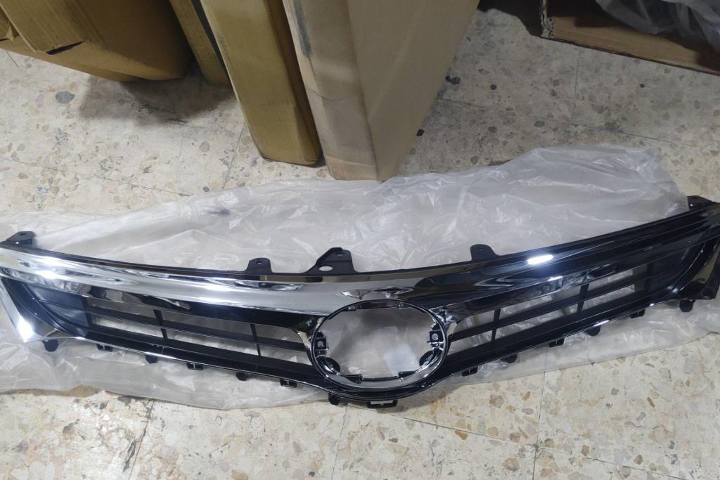 Body  Grilles Toyota Avalon