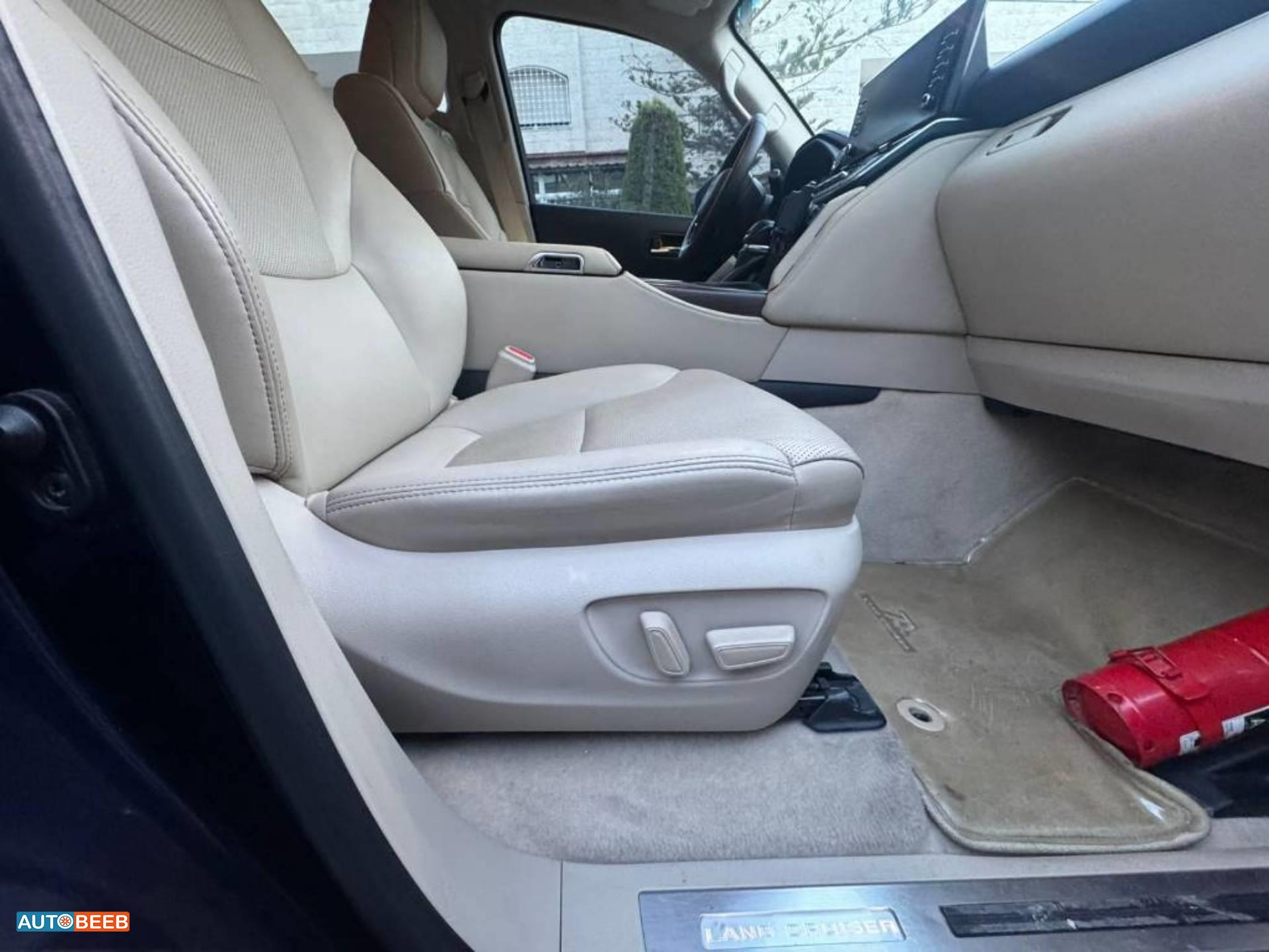 Toyota Land Cruiser 2022