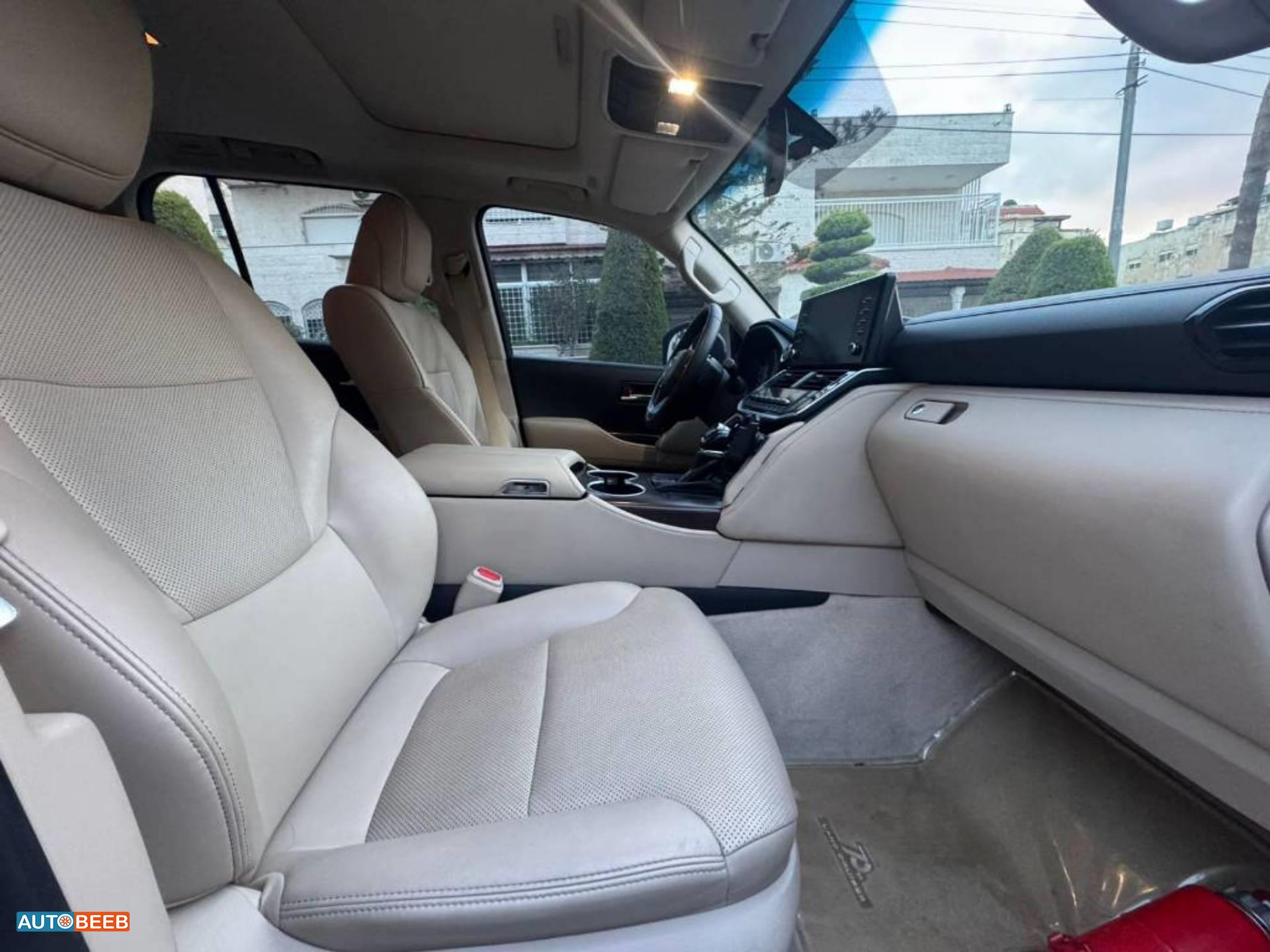 Toyota Land Cruiser 2022