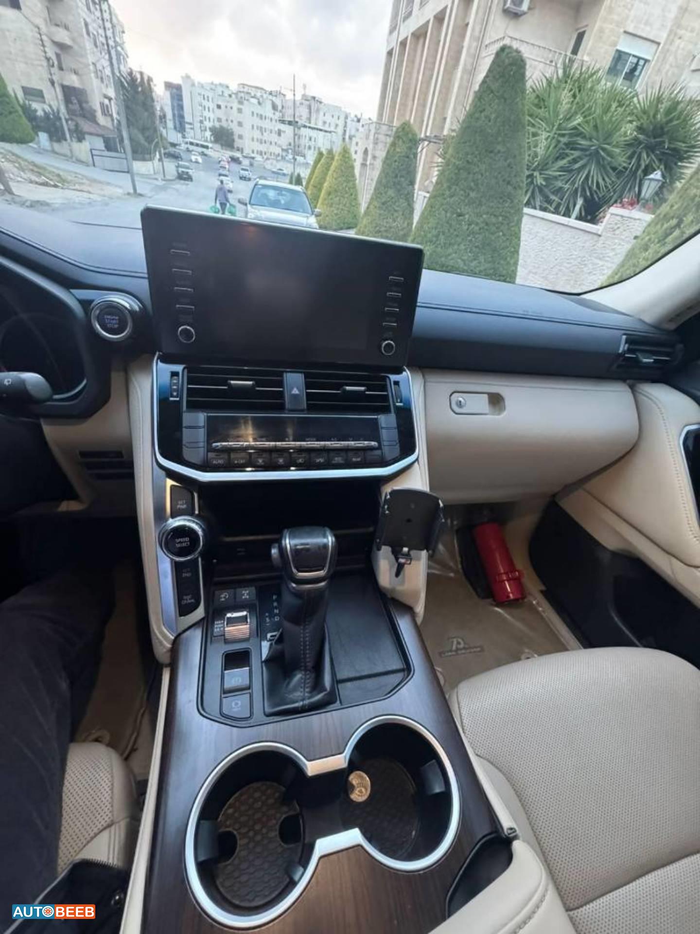 Toyota Land Cruiser 2022