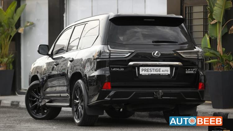 Lexus LX570 2019