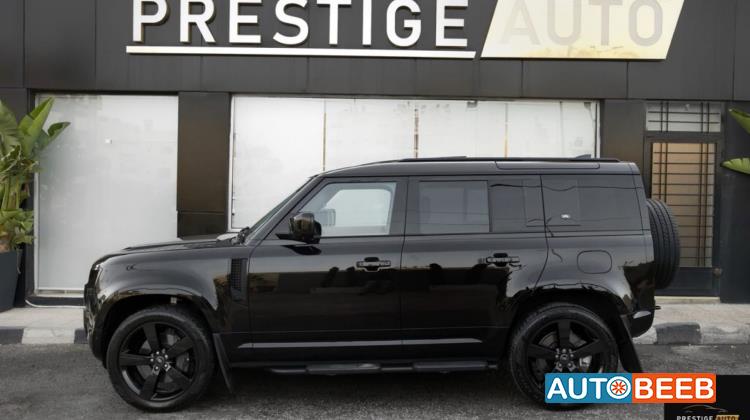 Land Rover Defender 2024