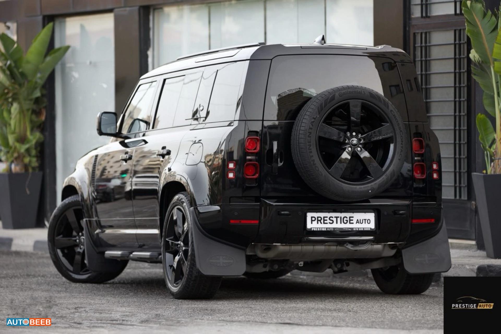 Land Rover Defender 2024