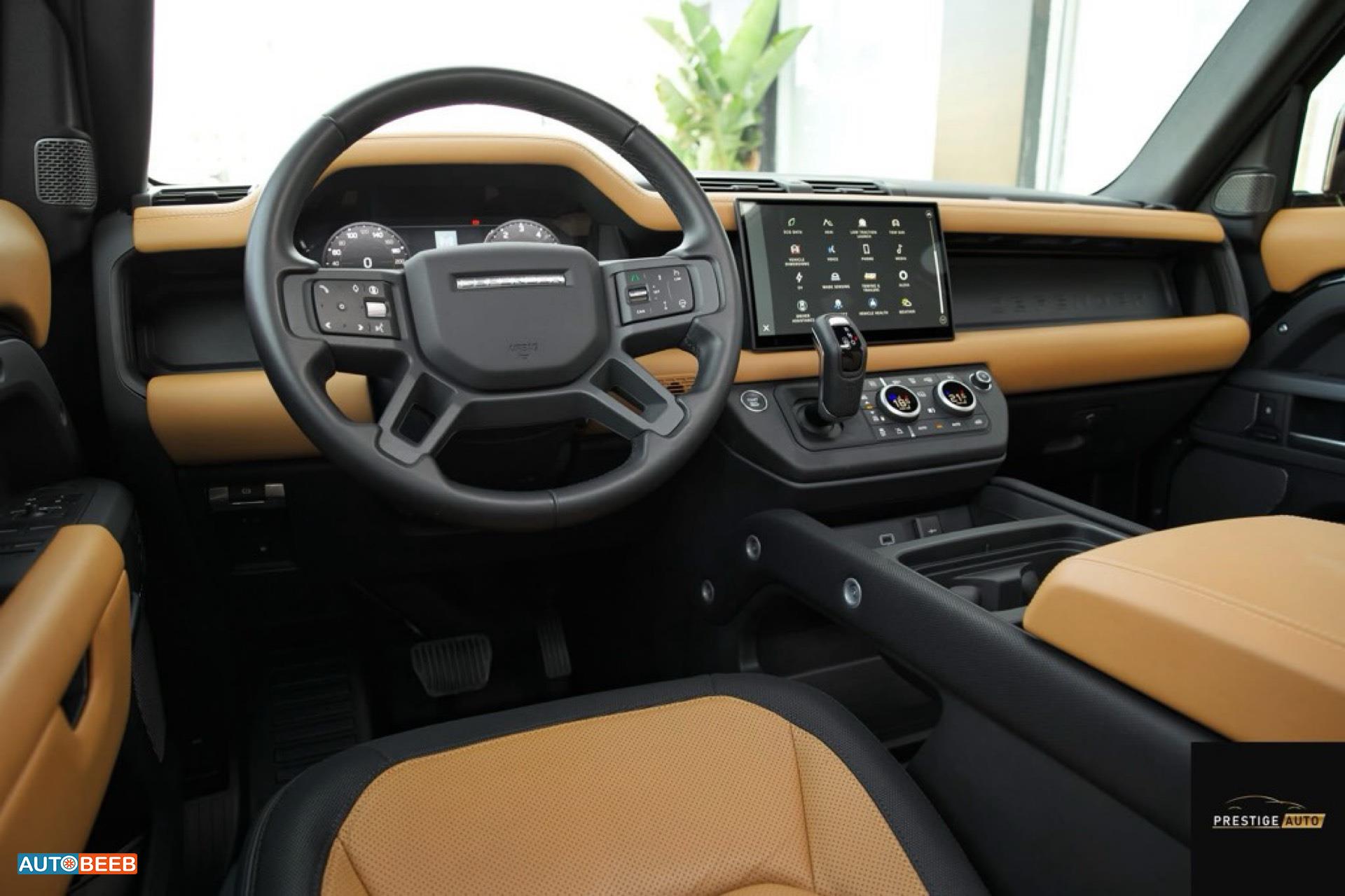 Land Rover Defender 2024