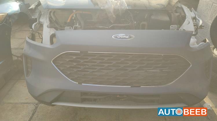 Body  Front clip Ford Escape