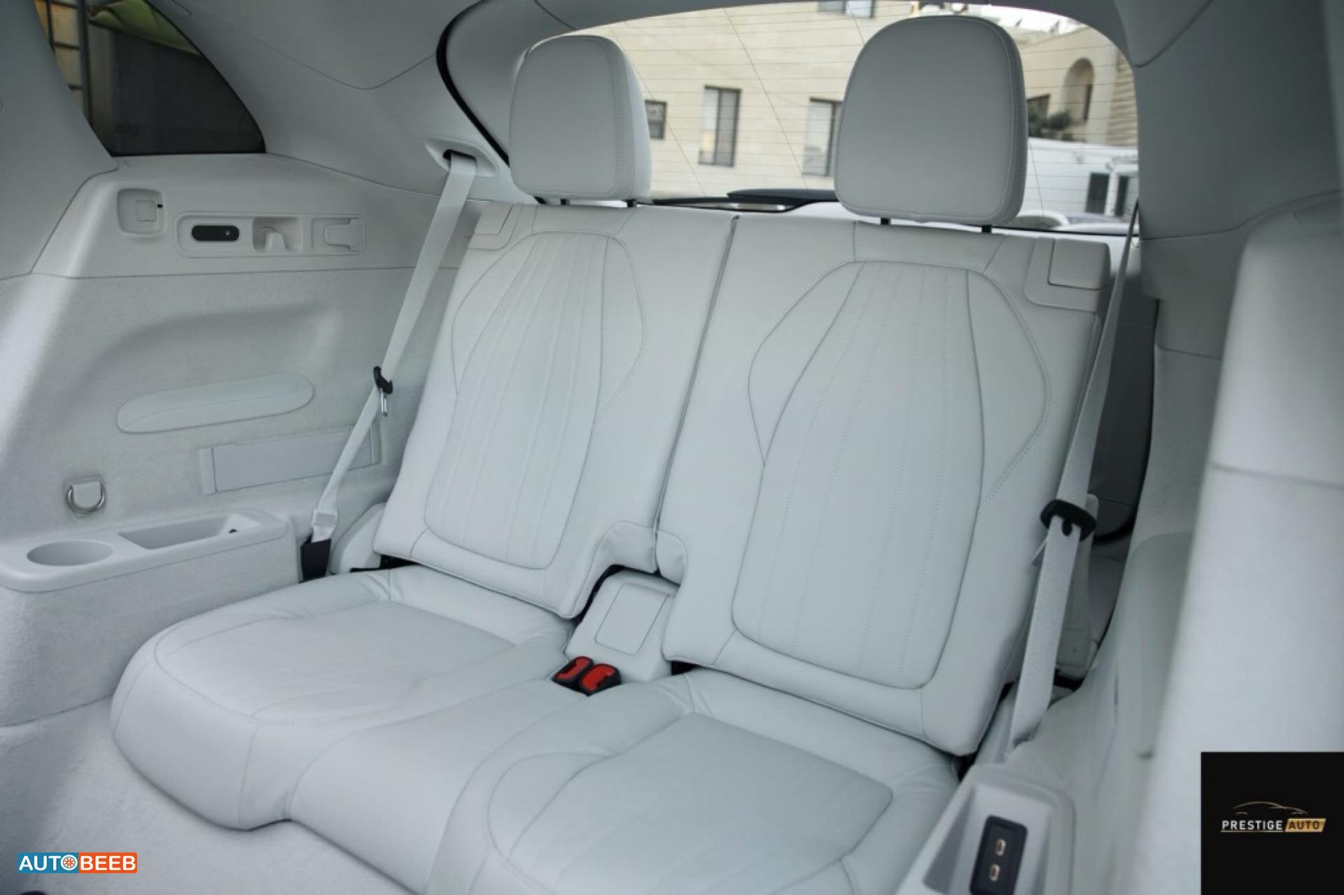 Mercedes Benz EQS450+ 2023