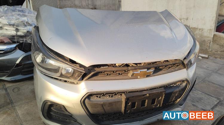 Body  Front clip Chevrolet Spark
