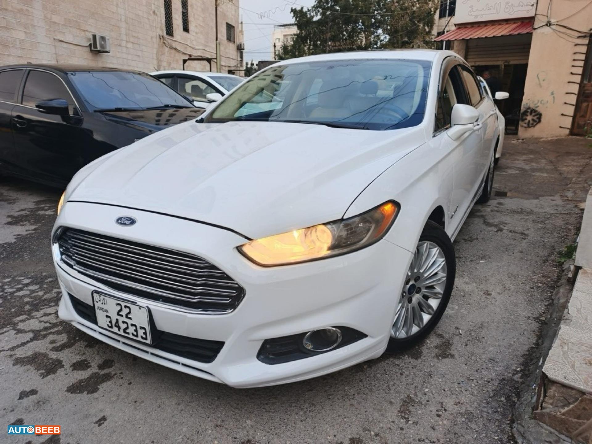 فورد فيوجن 2013