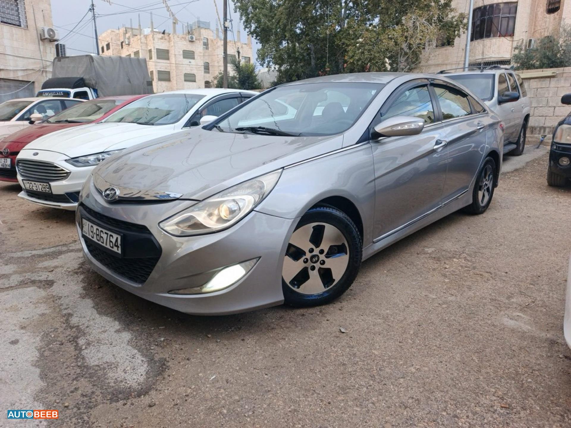 Hyundai Sonata 2012