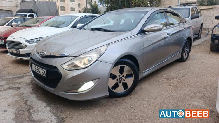 Hyundai Sonata 2012