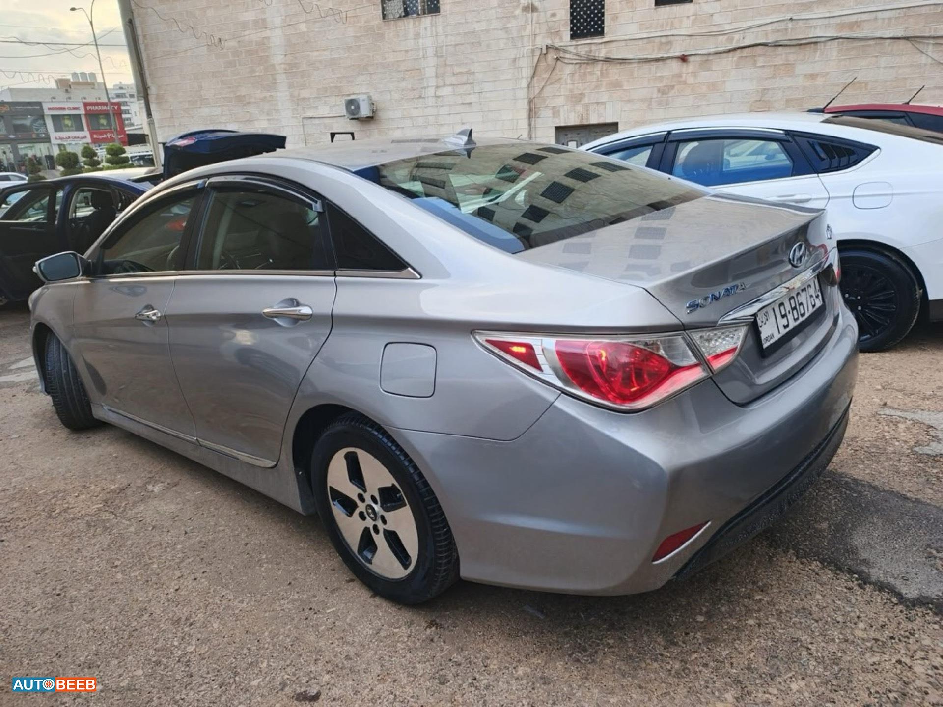 Hyundai Sonata 2012
