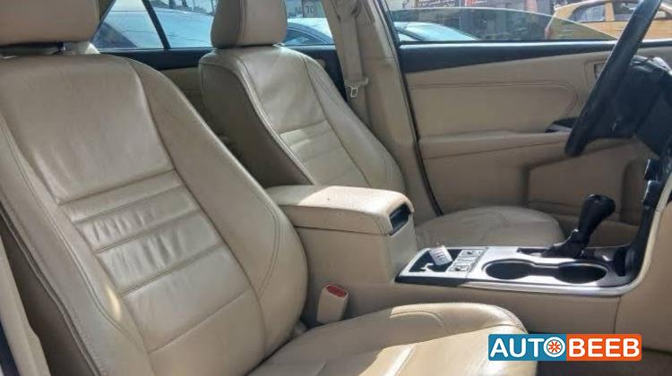 تويوتا كامري 2017