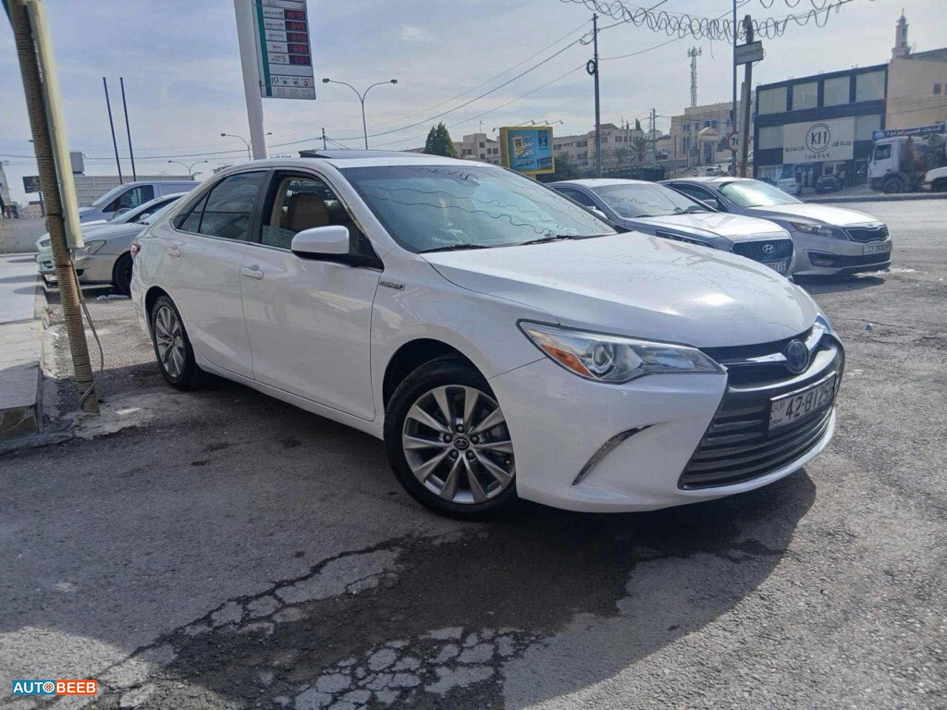 تويوتا كامري 2017