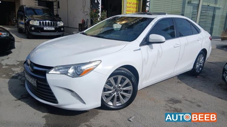 تويوتا كامري 2017