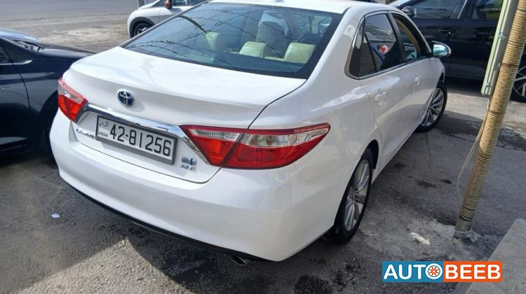 تويوتا كامري 2017