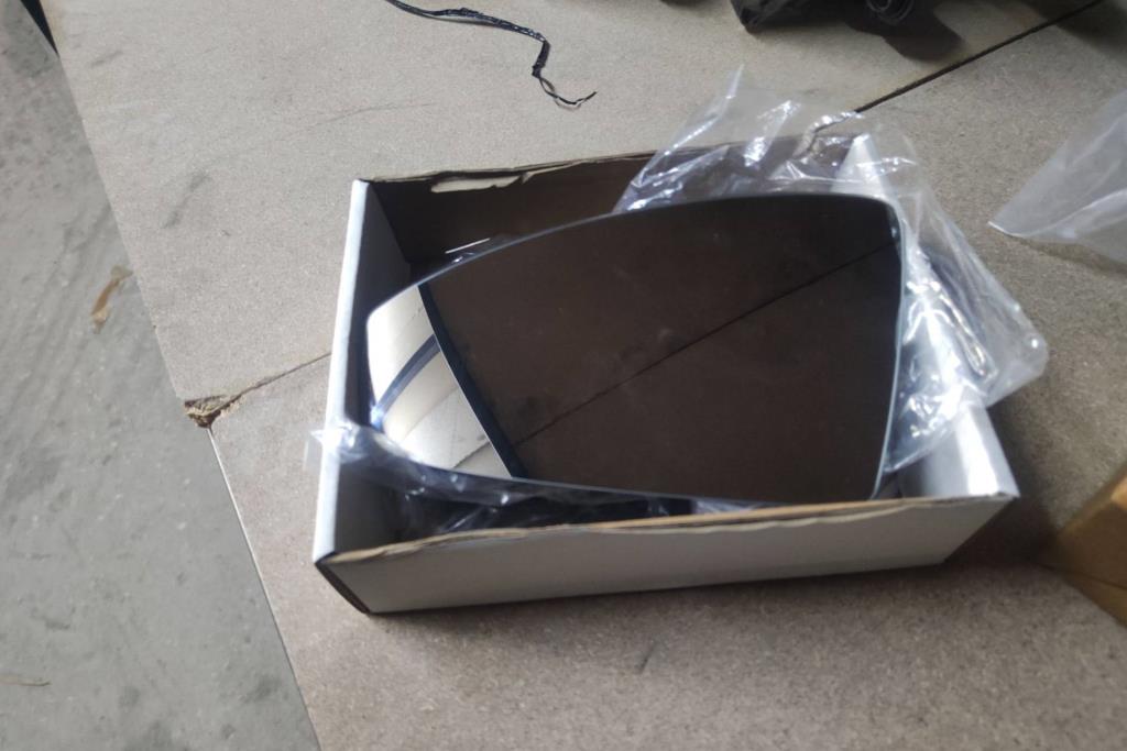 Body  Glass Volkswagen ID.4