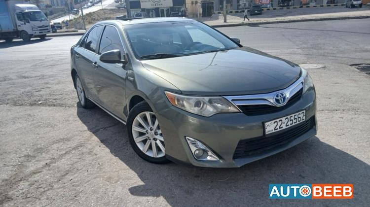 Toyota Camry 2013