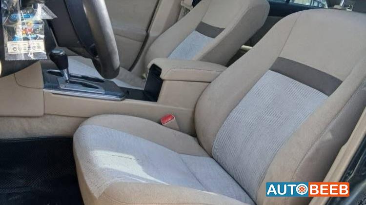 Toyota Camry 2013