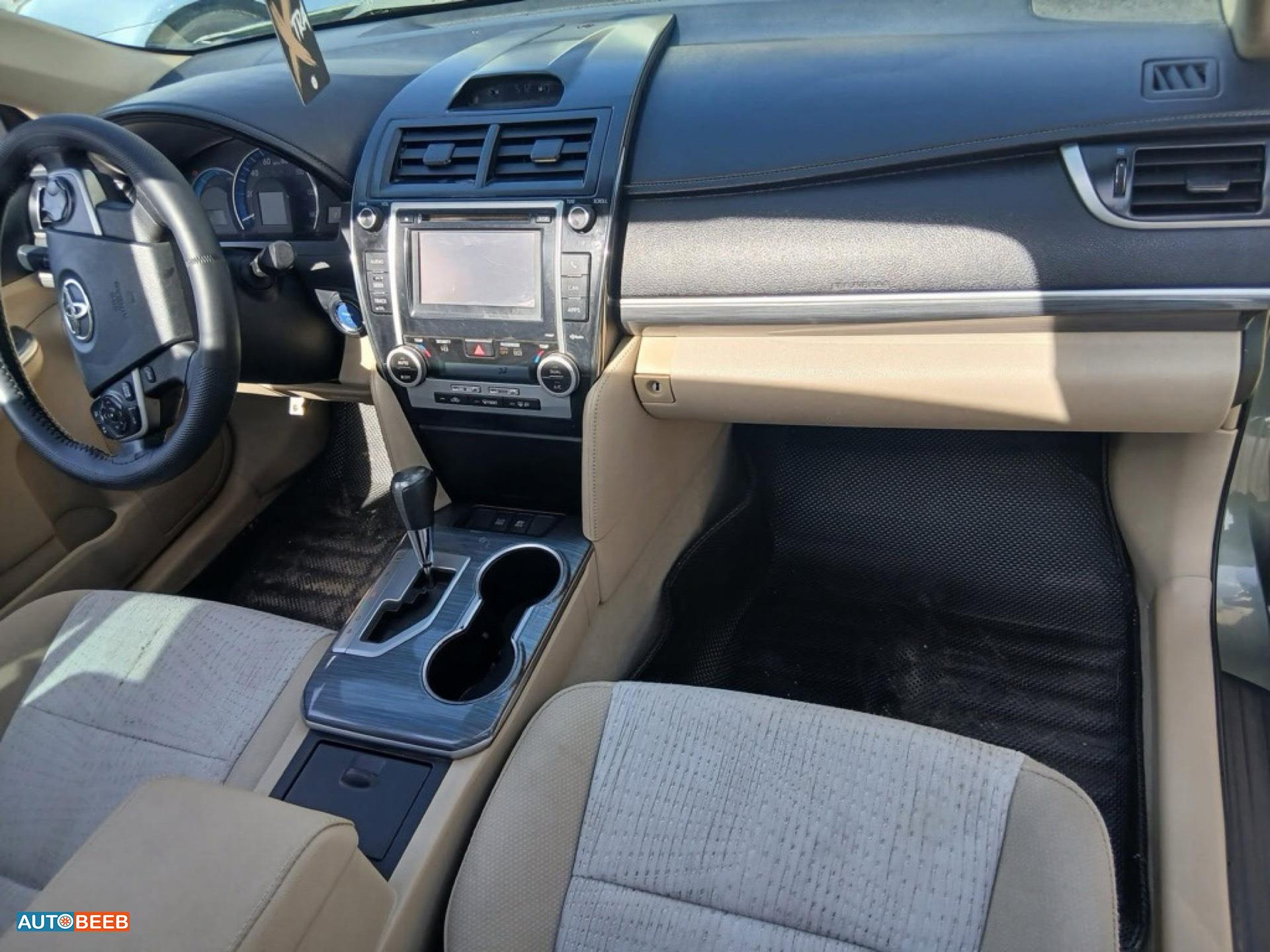 Toyota Camry 2013