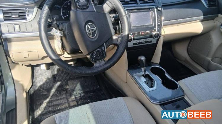 Toyota Camry 2013