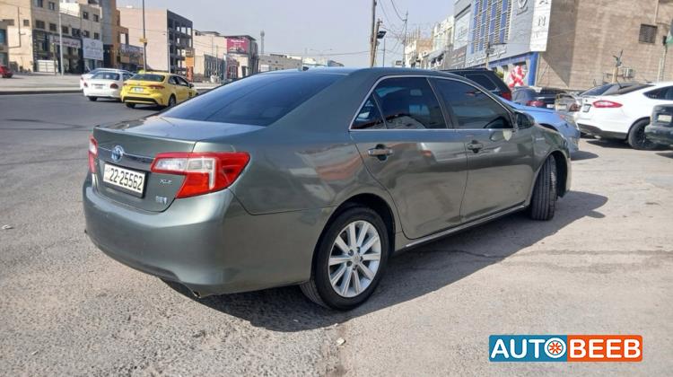 Toyota Camry 2013