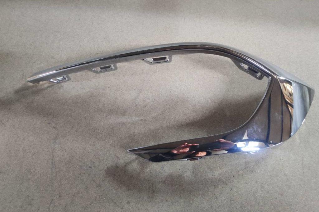 Body  Spoiler  Volkswagen ID.6