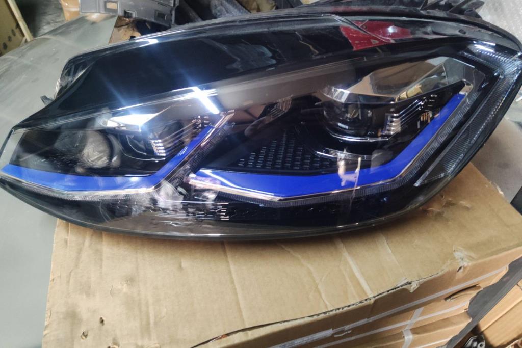 ضوء امامي يمين شمال فولكس فاجن e جولف 2017 2018 2019 2020