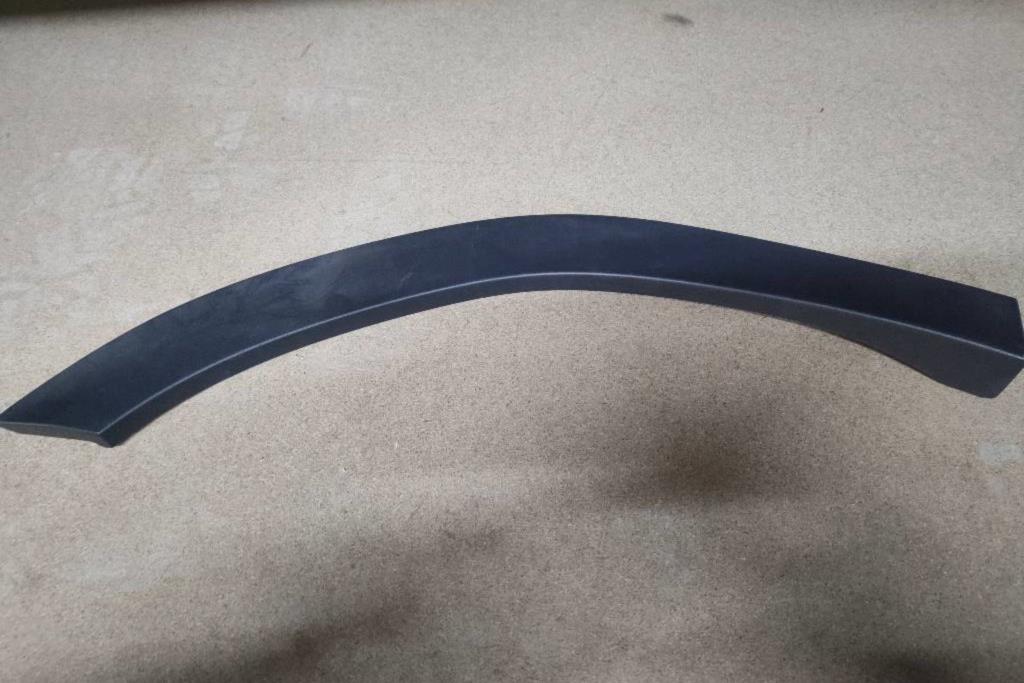 Body  Spoiler  Volkswagen ID.6