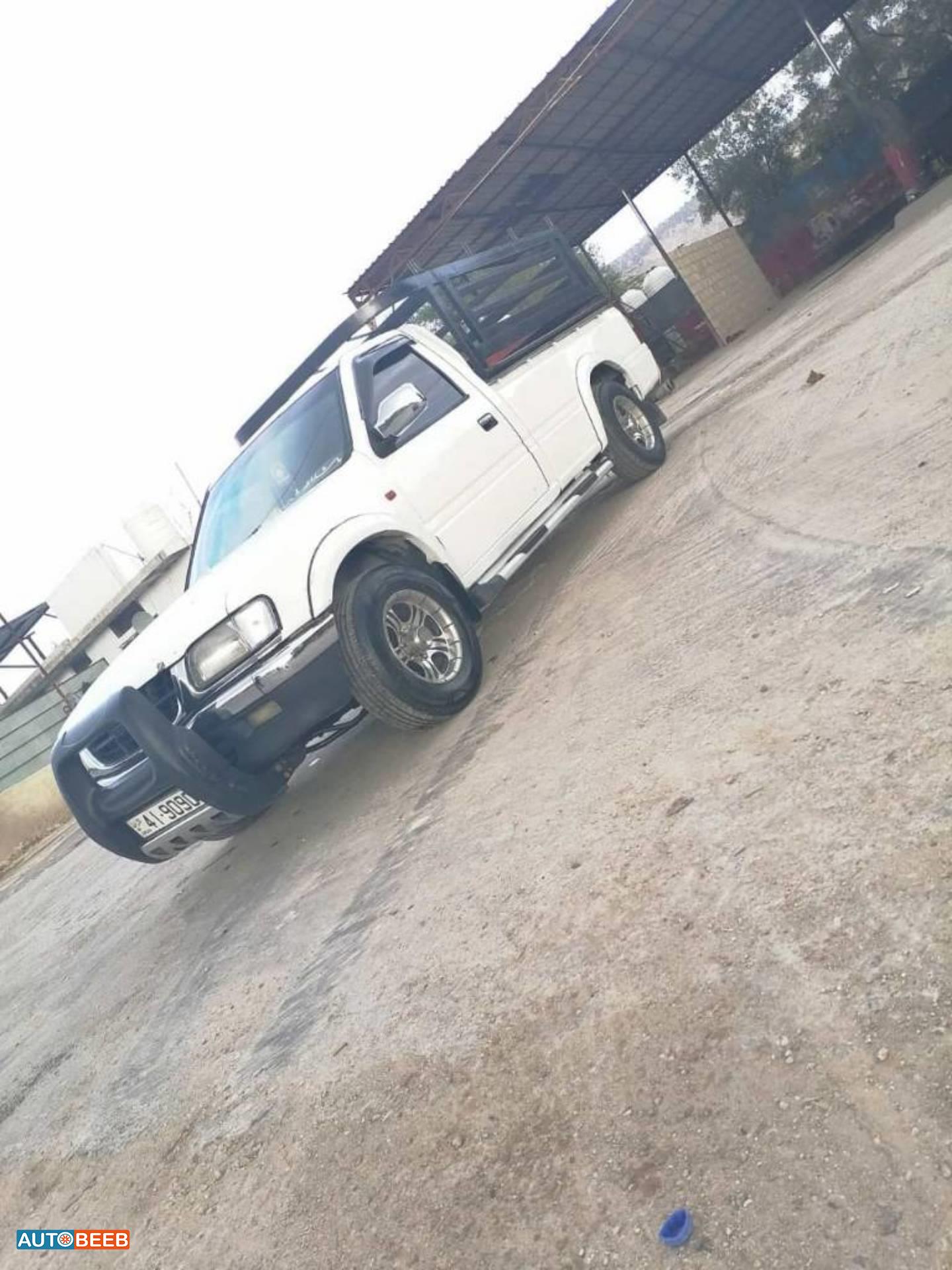Isuzu Pick Up 2002