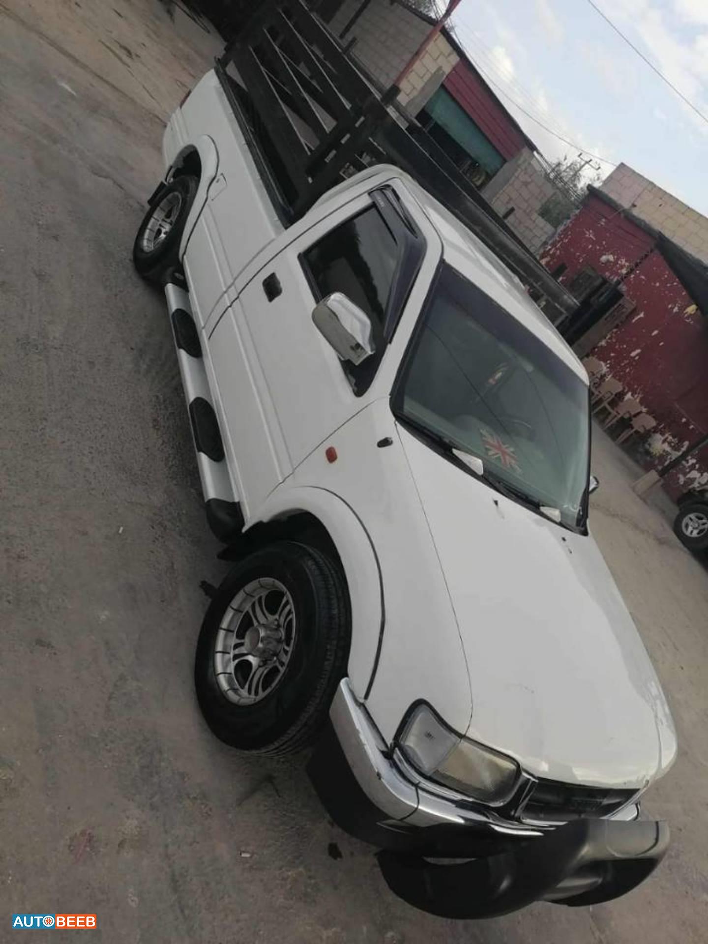 Isuzu Pick Up 2002