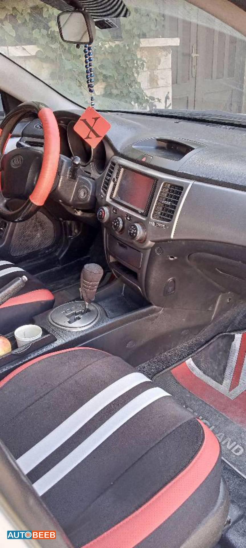 كيا لوتزي 2009