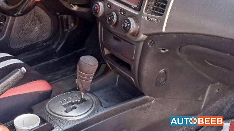 كيا لوتزي 2009