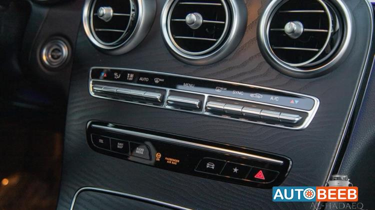 Mercedes Benz GLC200 2022